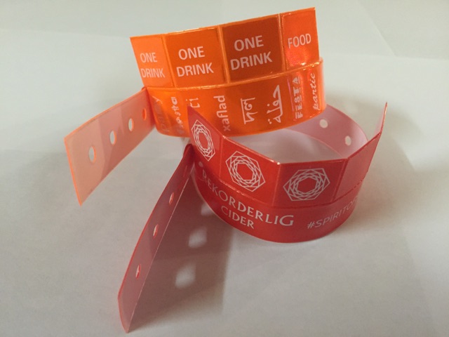 Vinyl 3 stub wristband